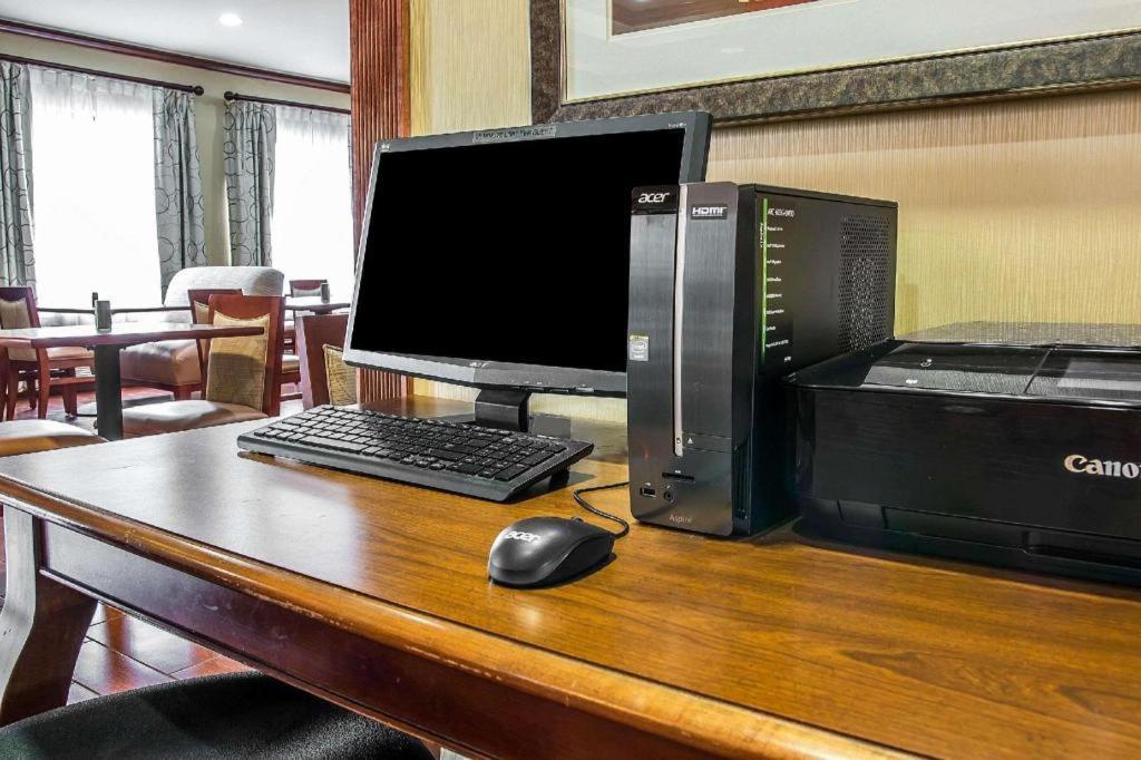 Comfort Inn & Suites University South Ann Arbor Kültér fotó