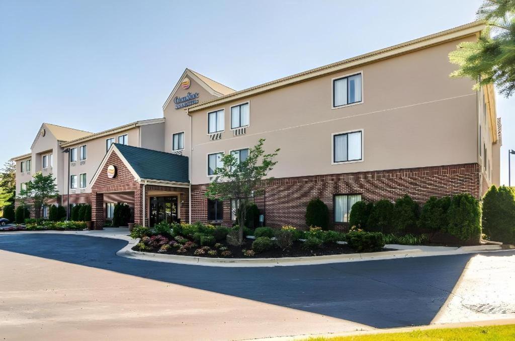 Comfort Inn & Suites University South Ann Arbor Kültér fotó